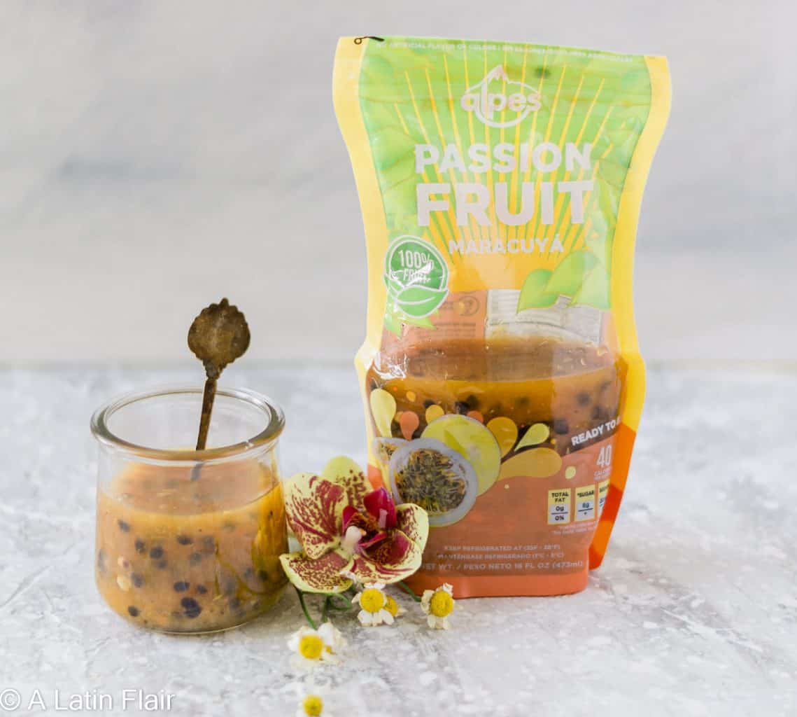 Alpes Passion fruit pulp with seeds in a bag and a bowl