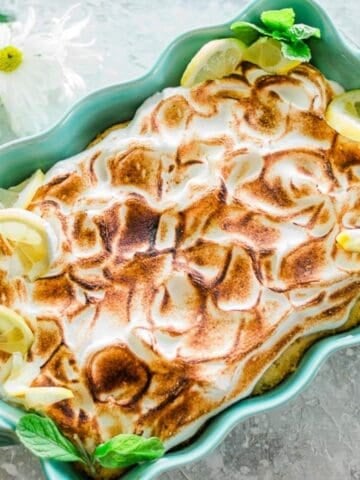 Lemon-tres-leches-(torta-tres-leches)-in-blue-pan