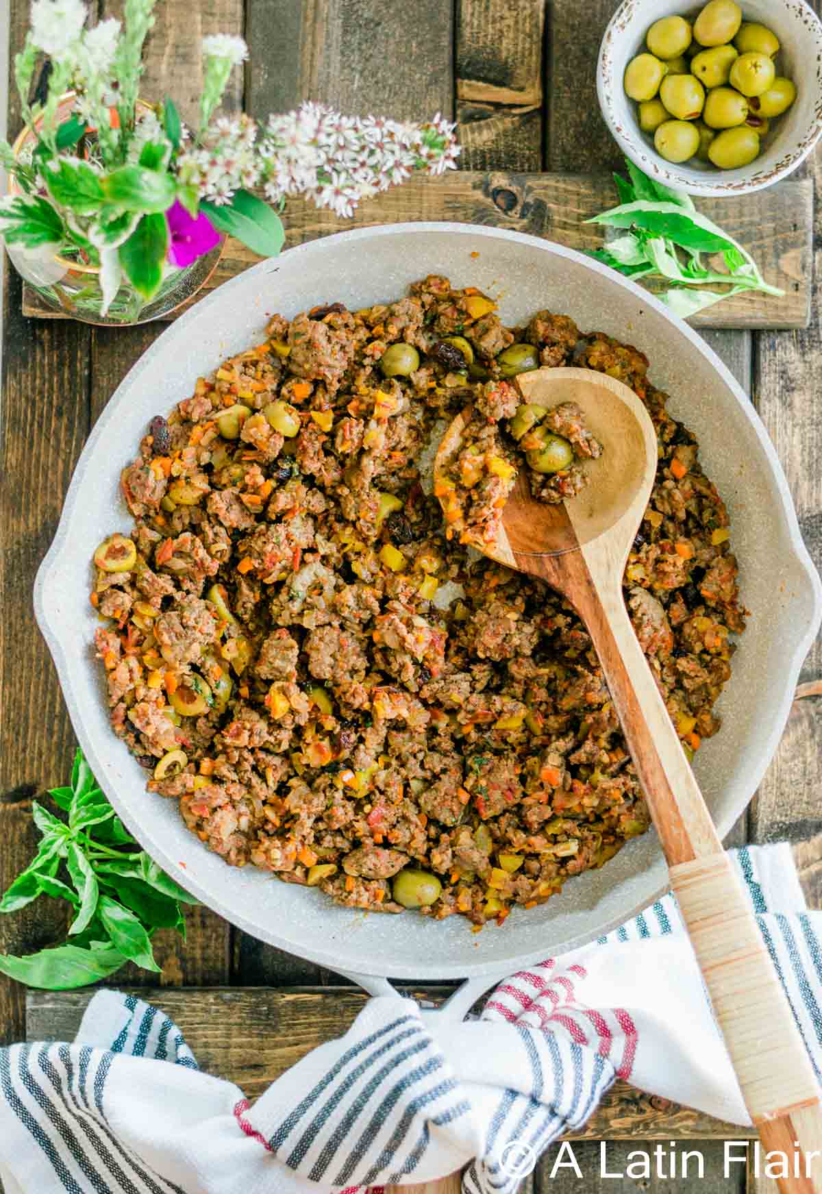 cooked-Puerto-rican-picadillo-recipe-in-a-frying-pan