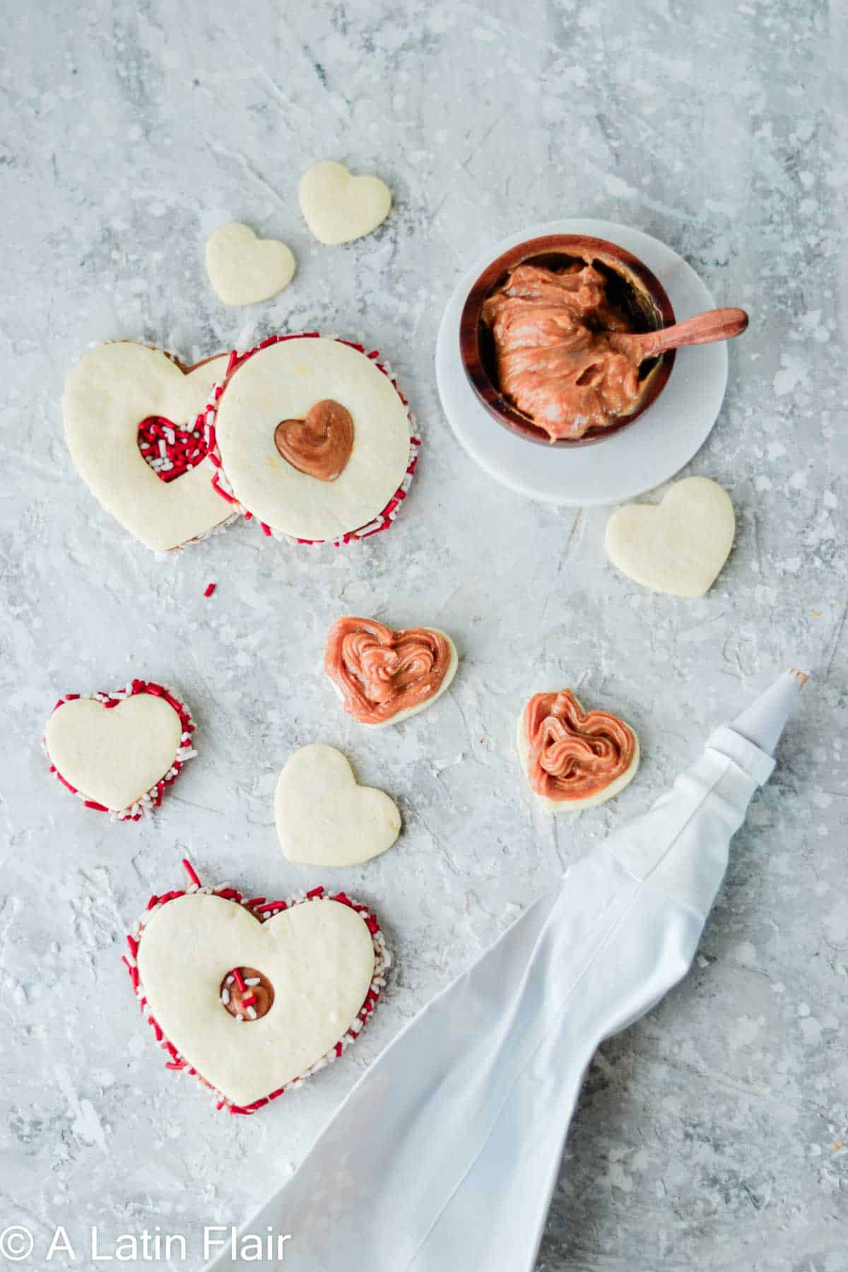 Filling Heart shaped Dulce de Leche Cookies